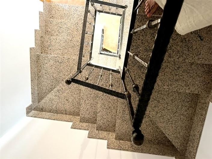 Image No.21-2 Bed Townhouse for sale