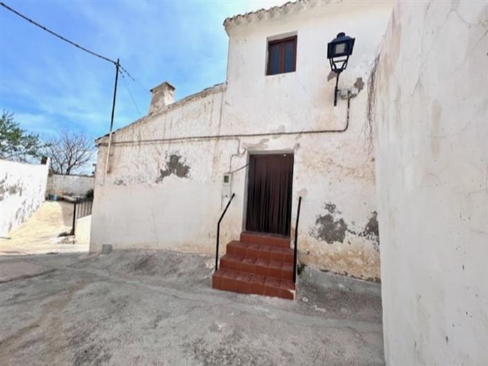 Image No.5-3 Bed Townhouse for sale