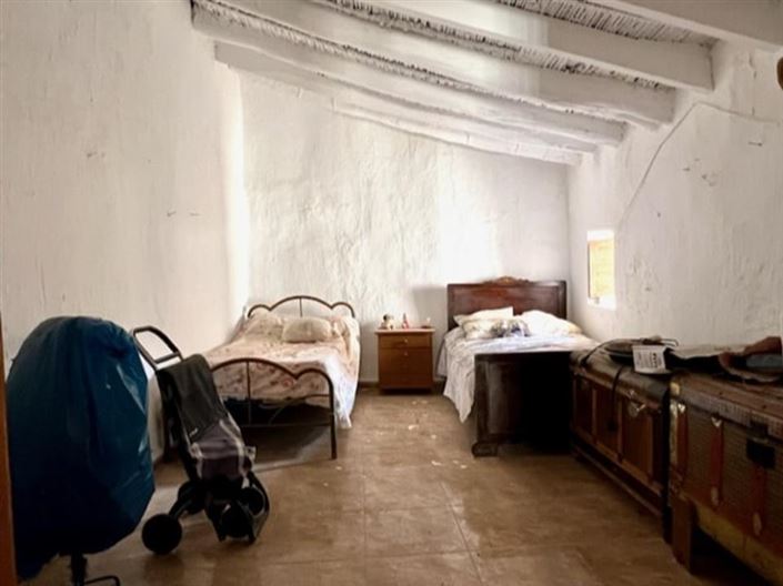 Image No.7-3 Bed Townhouse for sale