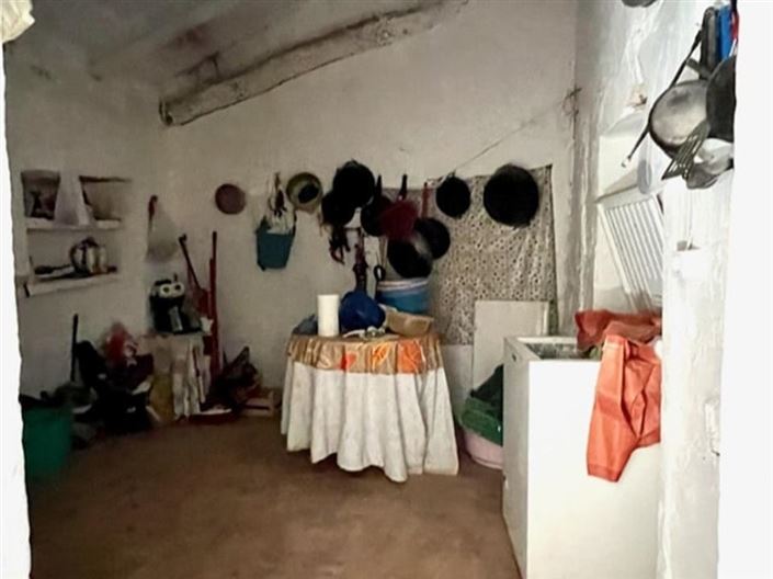 Image No.11-3 Bed Townhouse for sale