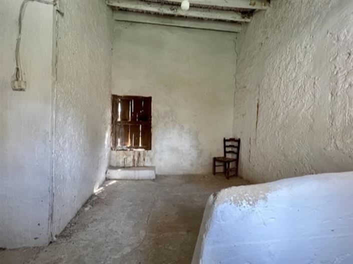 Image No.12-3 Bed Townhouse for sale