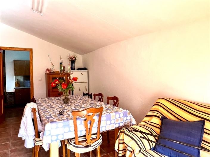 Image No.15-5 Bed Townhouse for sale