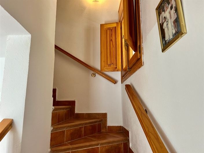 Image No.7-5 Bed Townhouse for sale