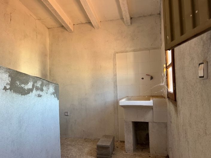 Image No.16-1 Bed Townhouse for sale