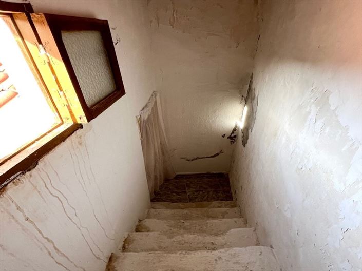 Image No.11-3 Bed Townhouse for sale