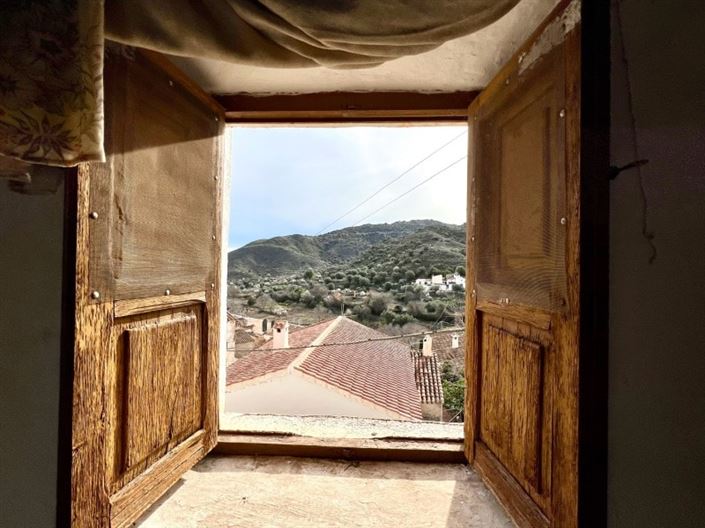 Image No.22-3 Bed Townhouse for sale