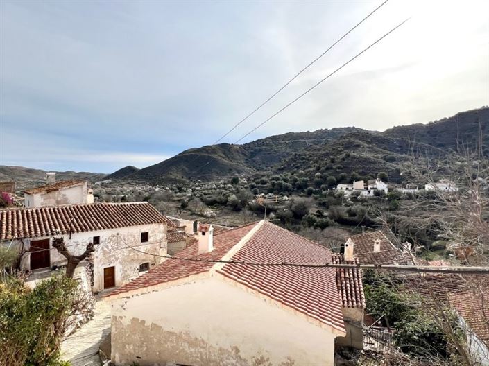 Image No.23-3 Bed Townhouse for sale