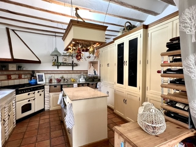 Image No.23-7 Bed Cortijo for sale