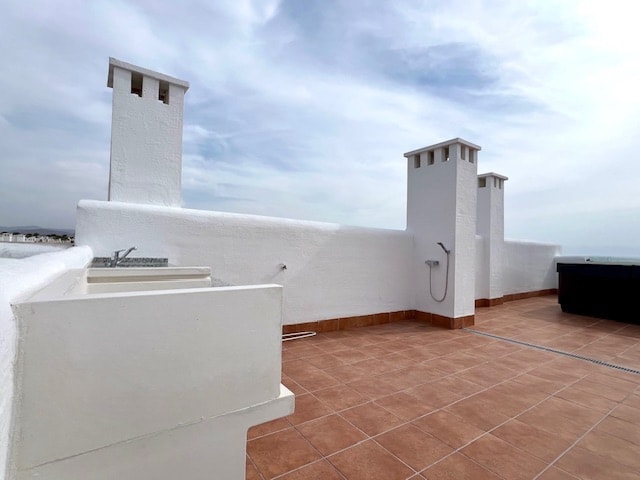 Image No.9-2 Bed Apartment for sale