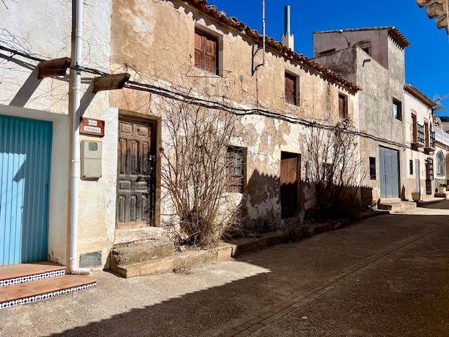 Image No.2-3 Bed Townhouse for sale