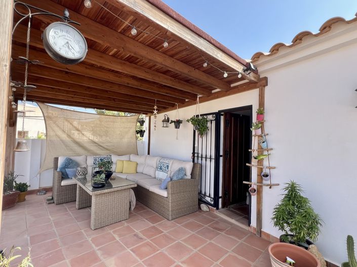 Image No.31-5 Bed Townhouse for sale