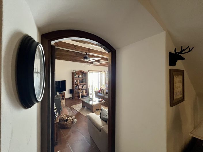 Image No.10-5 Bed Townhouse for sale