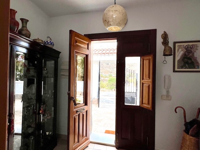 Image No.15-6 Bed House for sale