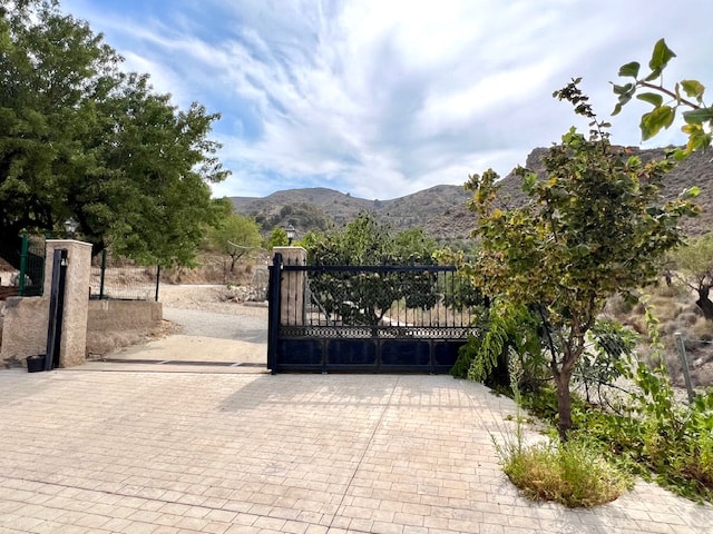 Image No.48-6 Bed House for sale