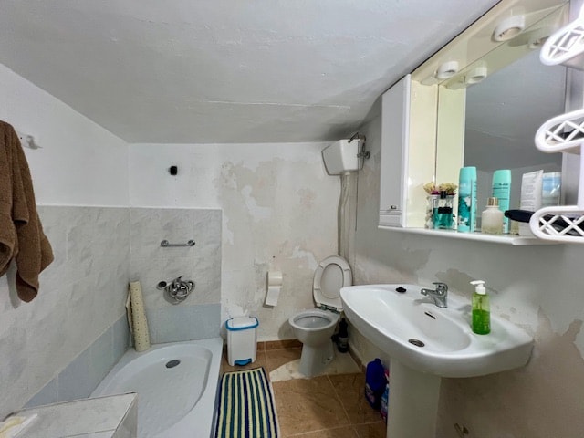 Image No.15-6 Bed Country House for sale