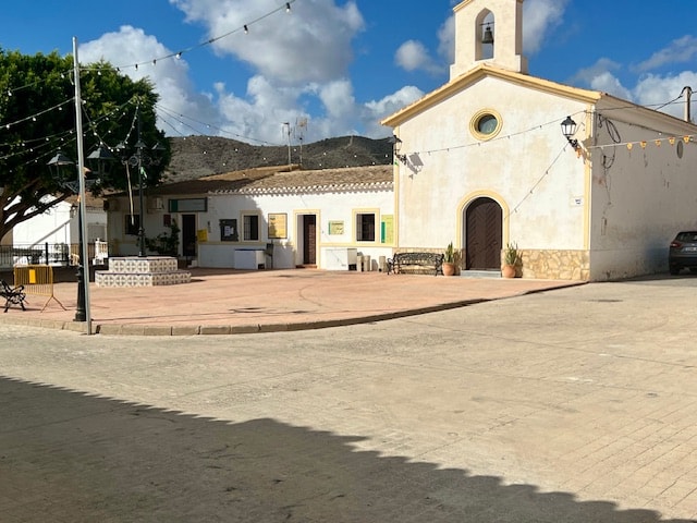 Image No.6-6 Bed Country House for sale