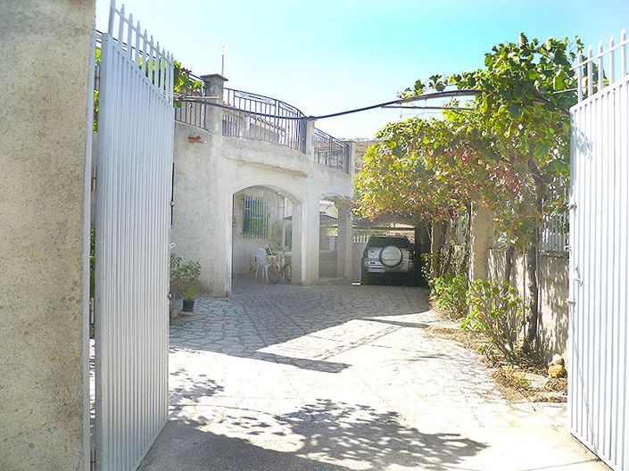 Image No.2-Maison de campagne de 5 chambres à vendre à Lubrín