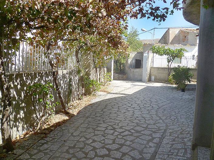 Image No.4-Maison de campagne de 5 chambres à vendre à Lubrín