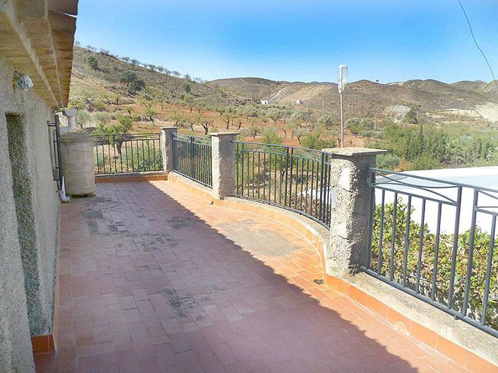 Image No.7-Maison de campagne de 5 chambres à vendre à Lubrín