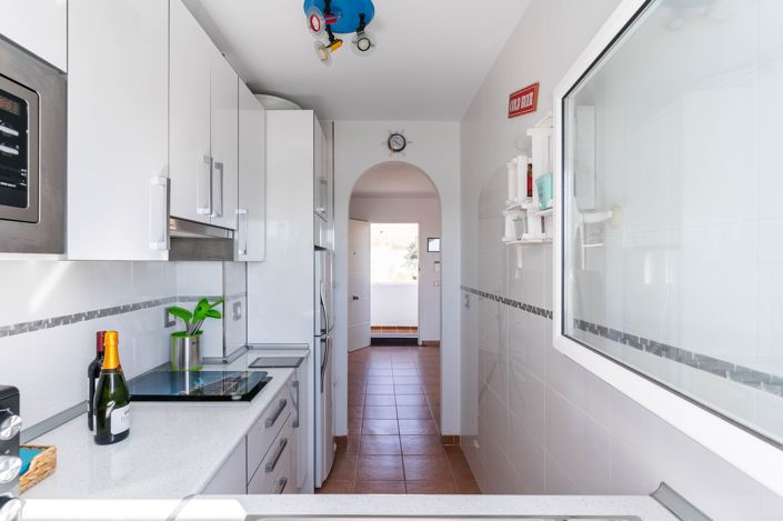 Image No.34-2 Bed Apartment for sale