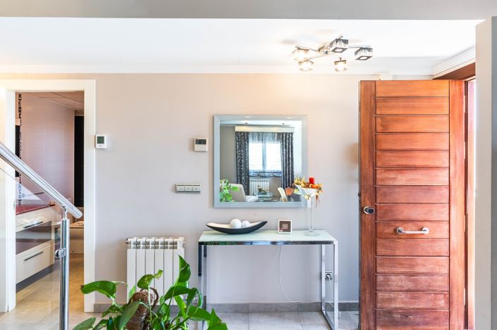 Image No.12-4 Bed Villa for sale