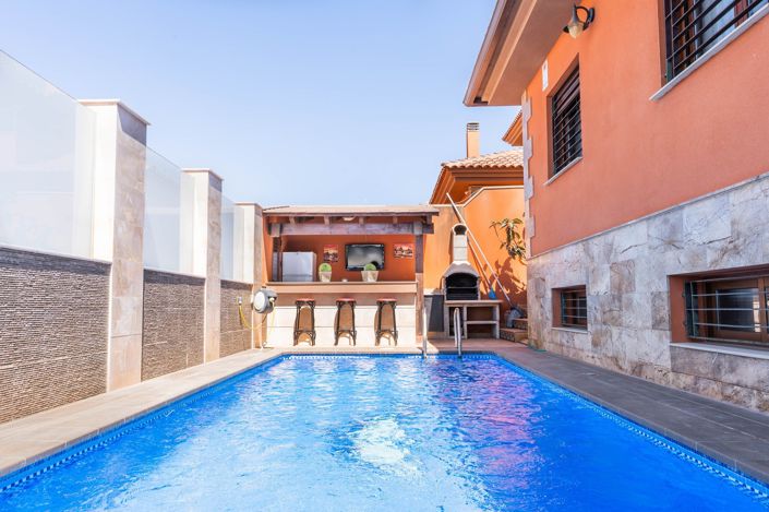 Image No.42-4 Bed Villa for sale