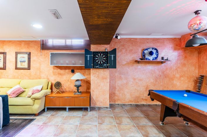 Image No.59-4 Bed Villa for sale