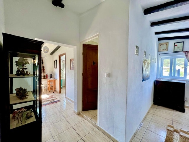 Image No.29-Maison de campagne de 4 chambres à vendre à Lubrín