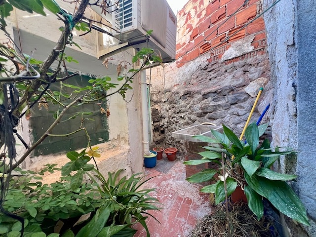 Image No.10-5 Bed Townhouse for sale