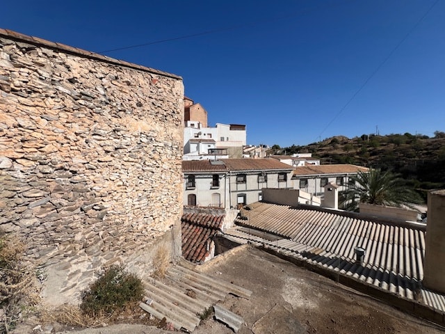 Image No.26-5 Bed Townhouse for sale