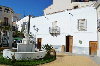 1 - Lubrín, Maison de ville