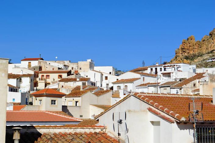 Image No.7-5 Bed Townhouse for sale