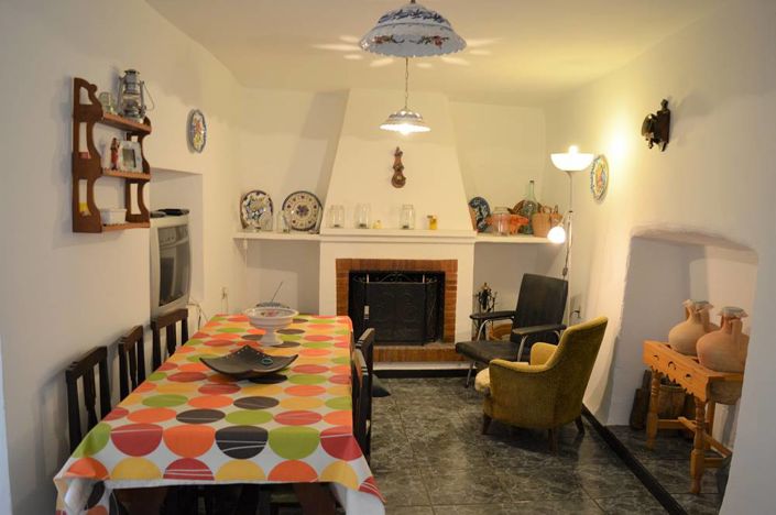 Image No.14-5 Bed Townhouse for sale