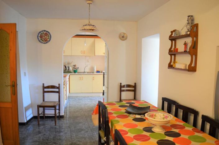 Image No.15-5 Bed Townhouse for sale