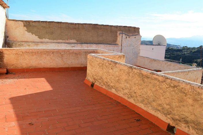 Image No.3-5 Bed Townhouse for sale