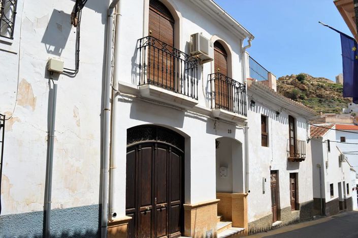 Image No.2-Maison de ville de 3 chambres à vendre à Lubrín