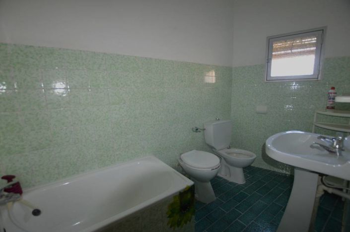 Image No.25-3 Bed Townhouse for sale