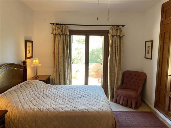 Image No.19-3 Bed Villa for sale