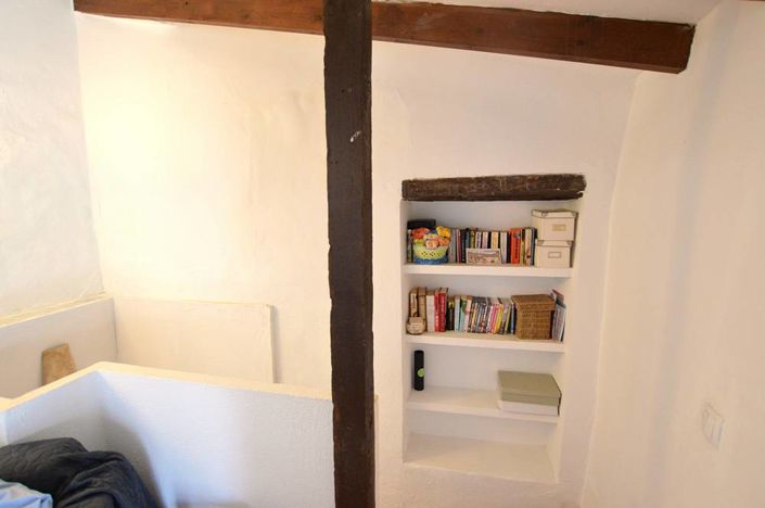 Image No.19-1 Bed Townhouse for sale