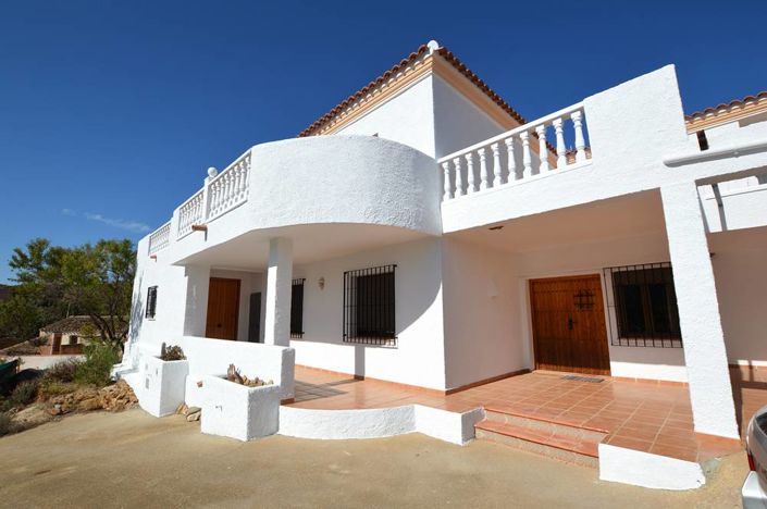 Image No.3-3 Bed Villa for sale