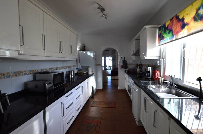 Image No.15-4 Bed Villa for sale