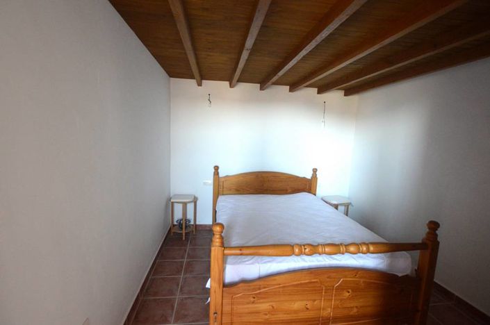 Image No.18-Maison de campagne de 5 chambres à vendre à Bédar