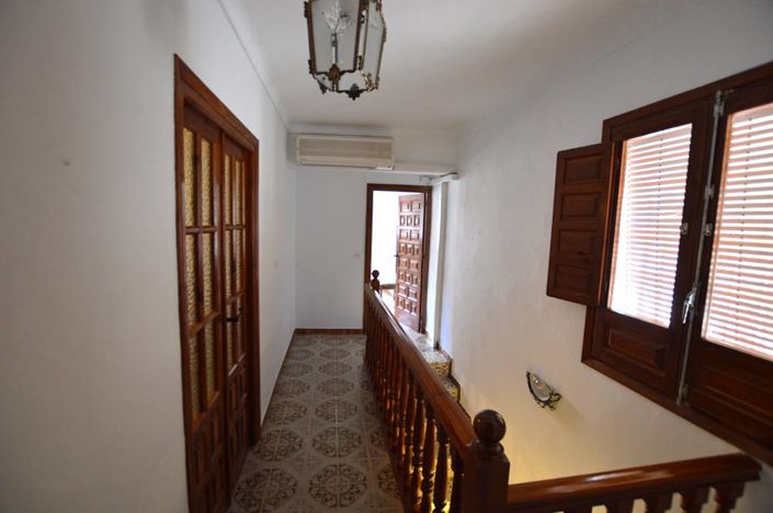 Image No.19-Maison de ville de 3 chambres à vendre à Bédar