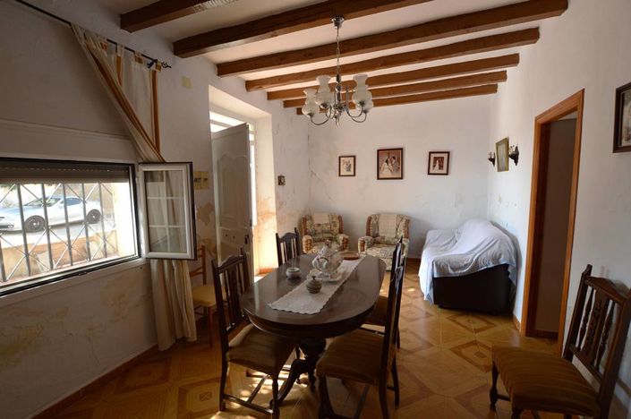 Image No.10-5 Bed Townhouse for sale