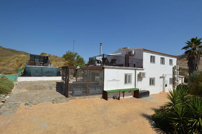 Image No.2-Maison de campagne de 4 chambres à vendre à Lubrín