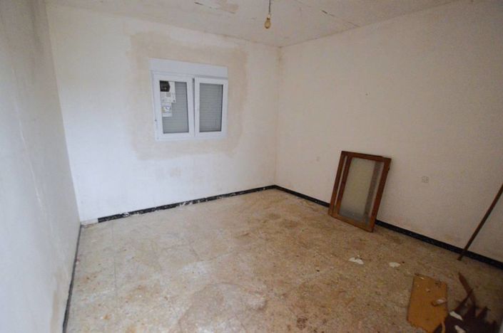 Image No.22-Maison de campagne de 6 chambres à vendre à Bédar