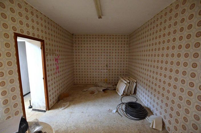 Image No.23-Maison de campagne de 6 chambres à vendre à Bédar