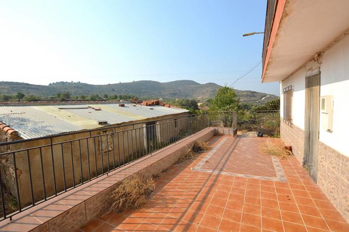 Image No.3-Maison de campagne de 6 chambres à vendre à Bédar