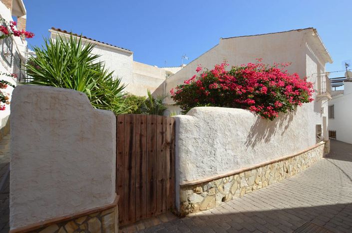 Image No.3-Maison de village de 5 chambres à vendre à Bédar