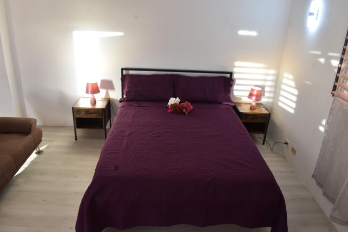 Image No.17-3 Bed Restaurant for sale